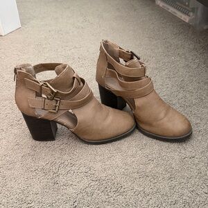Soda Tan Strappy Heeled Boots